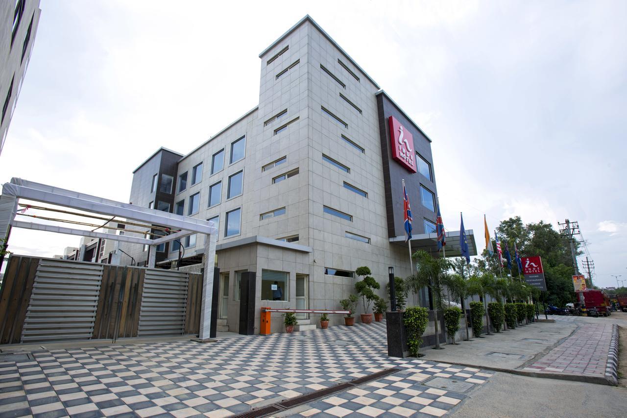Inde Hotel Chattarpur New Delhi Luaran gambar