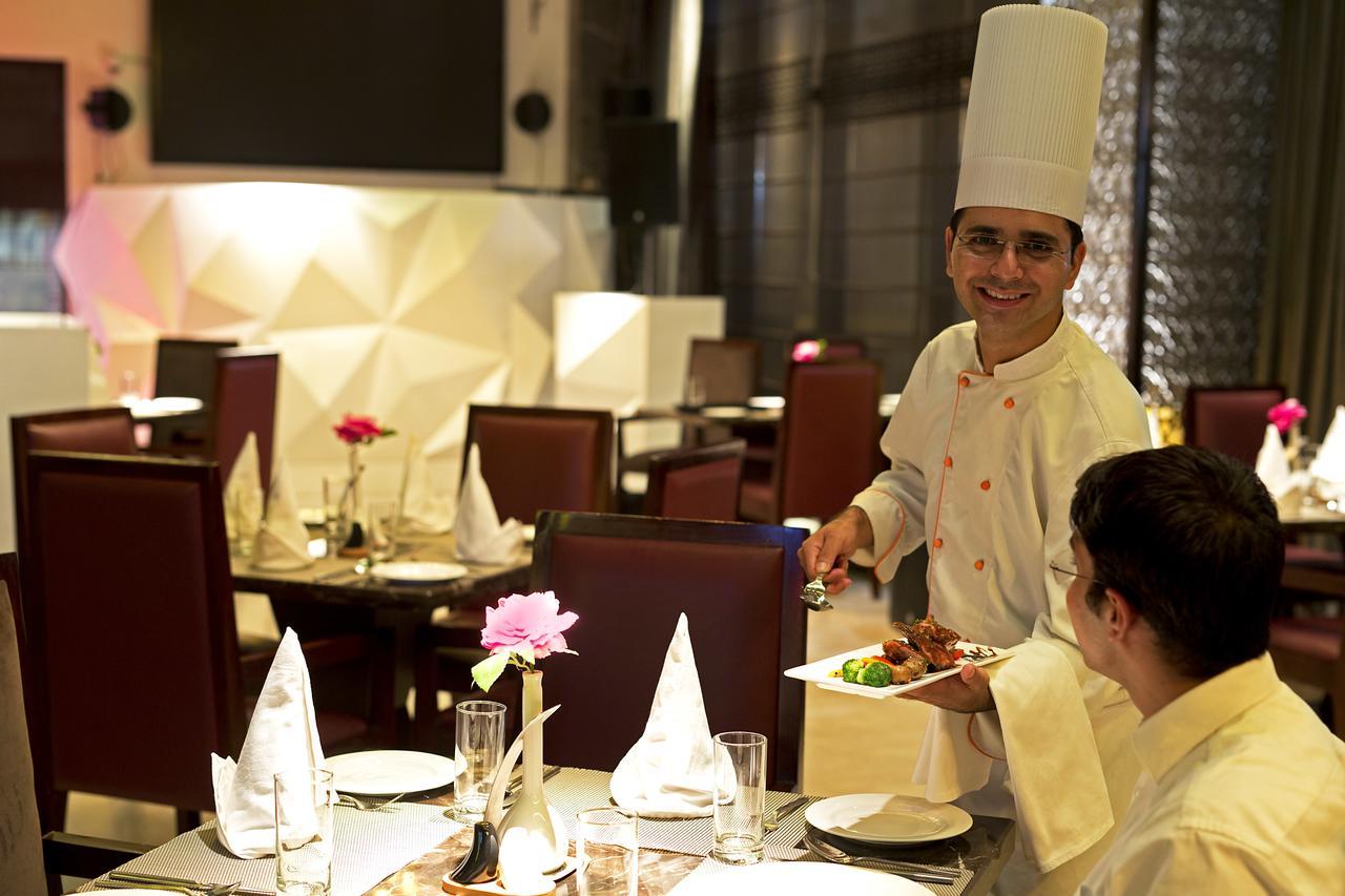 Inde Hotel Chattarpur New Delhi Luaran gambar